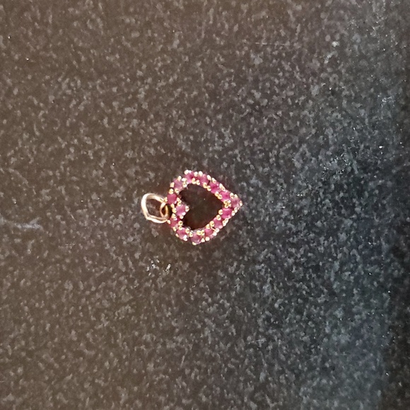 Jewelry - Guinuine Ruby Solid Gold Pennant. Vintage. SALE, WONT LAST LONG‼️